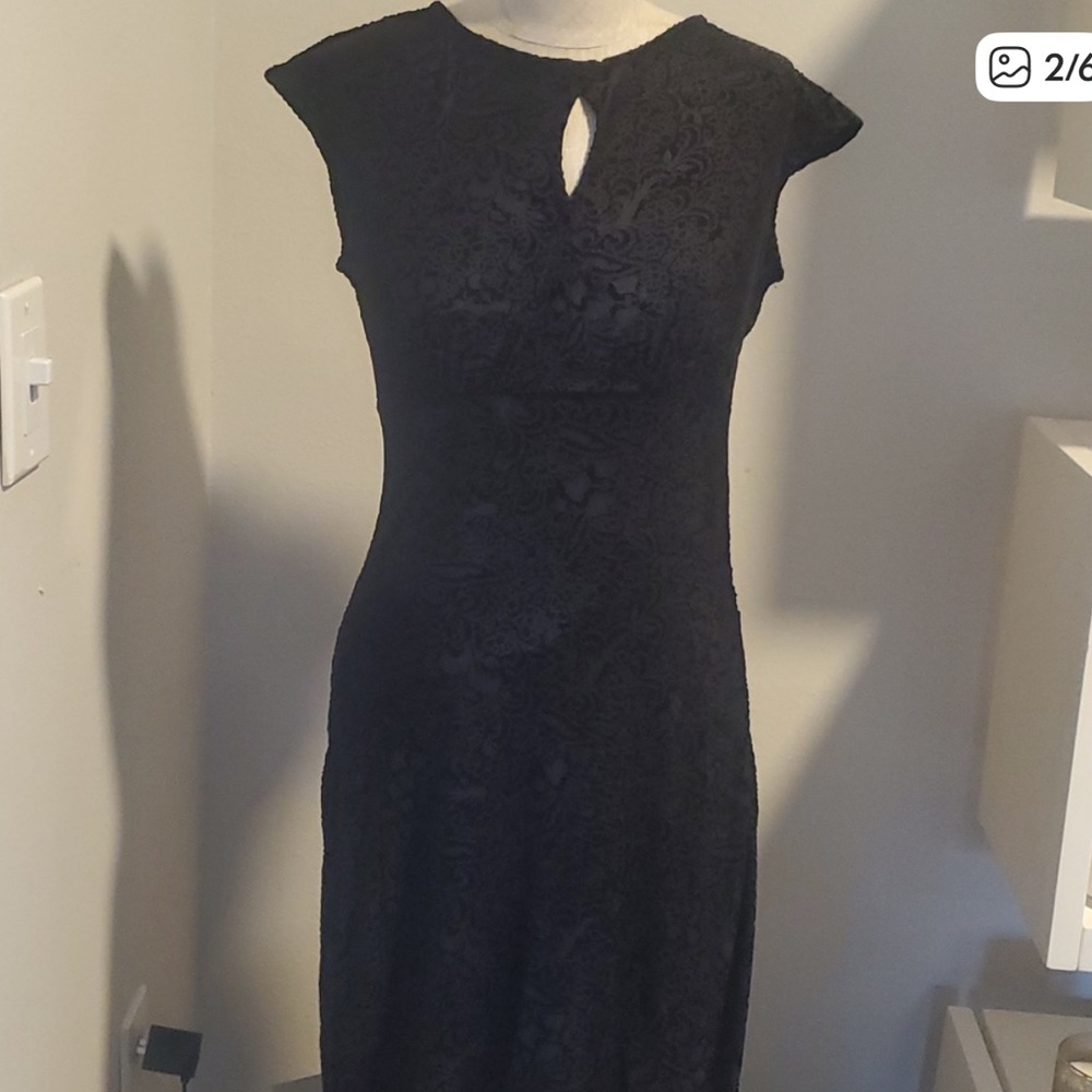 Elegant Black velvet Dress